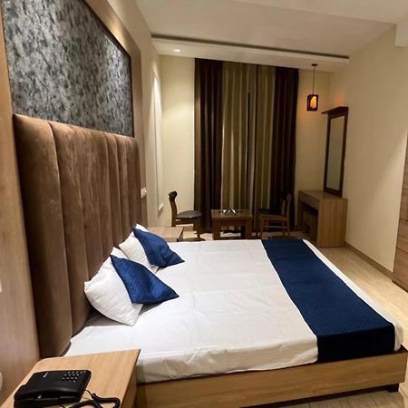 The Hotel Soho Zirakpur ภายนอก รูปภาพ